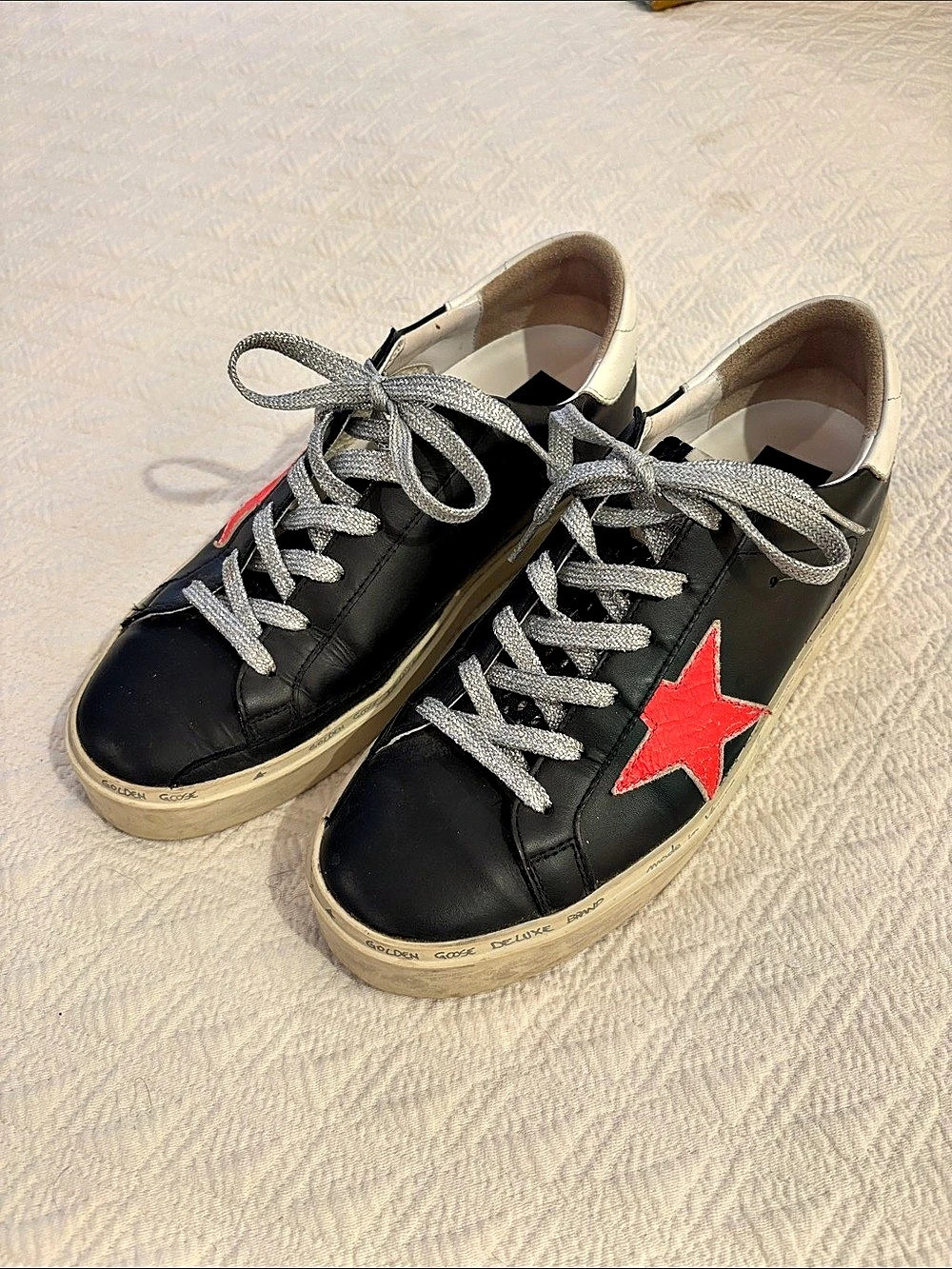 Golden Goose Hi Star Sneakers Black Leather with Hot Pink Star size 9